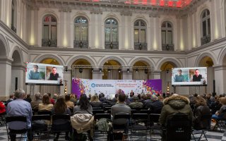 URRH 2023 - Photo de l'assemblée durant la conférence " Les stades à l’entreprise : l’onde des JOP Paris 2024 sur le handicap"