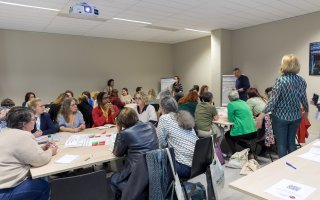 Photo de participants à un atelier.