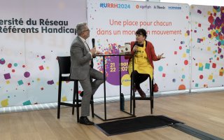 Photo d'un En Direct avec Katia Tardy, dirigeante de la biscuiterie Kignon. Elle est interviewée par Charles Myara.