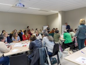 Photo de participants à un atelier.