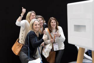 URRH 2023 - 4 participants de l'événement sont présents sur la photo prise au Photobox